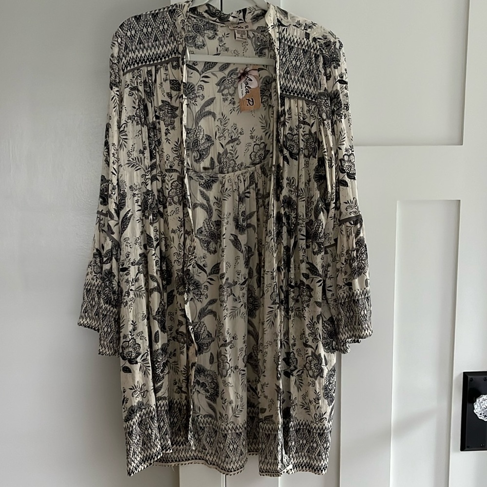 Lola P. Kimono Open Front Cardigan Cover Up Gray/Cream Boho S NEW